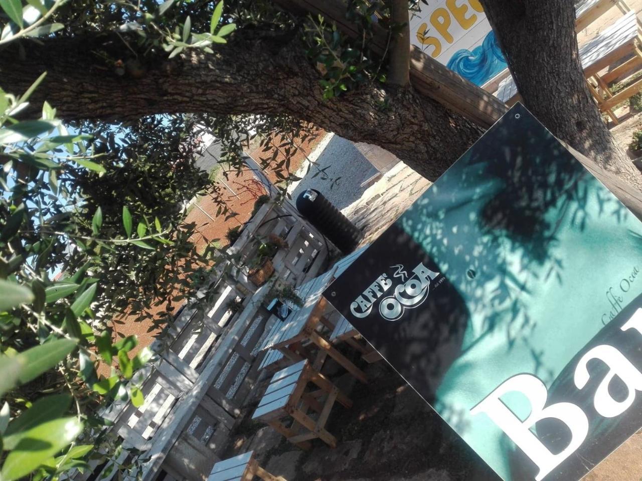 Sosta Camper La Specchia Hotel San Pietro in Bevagna Bagian luar foto